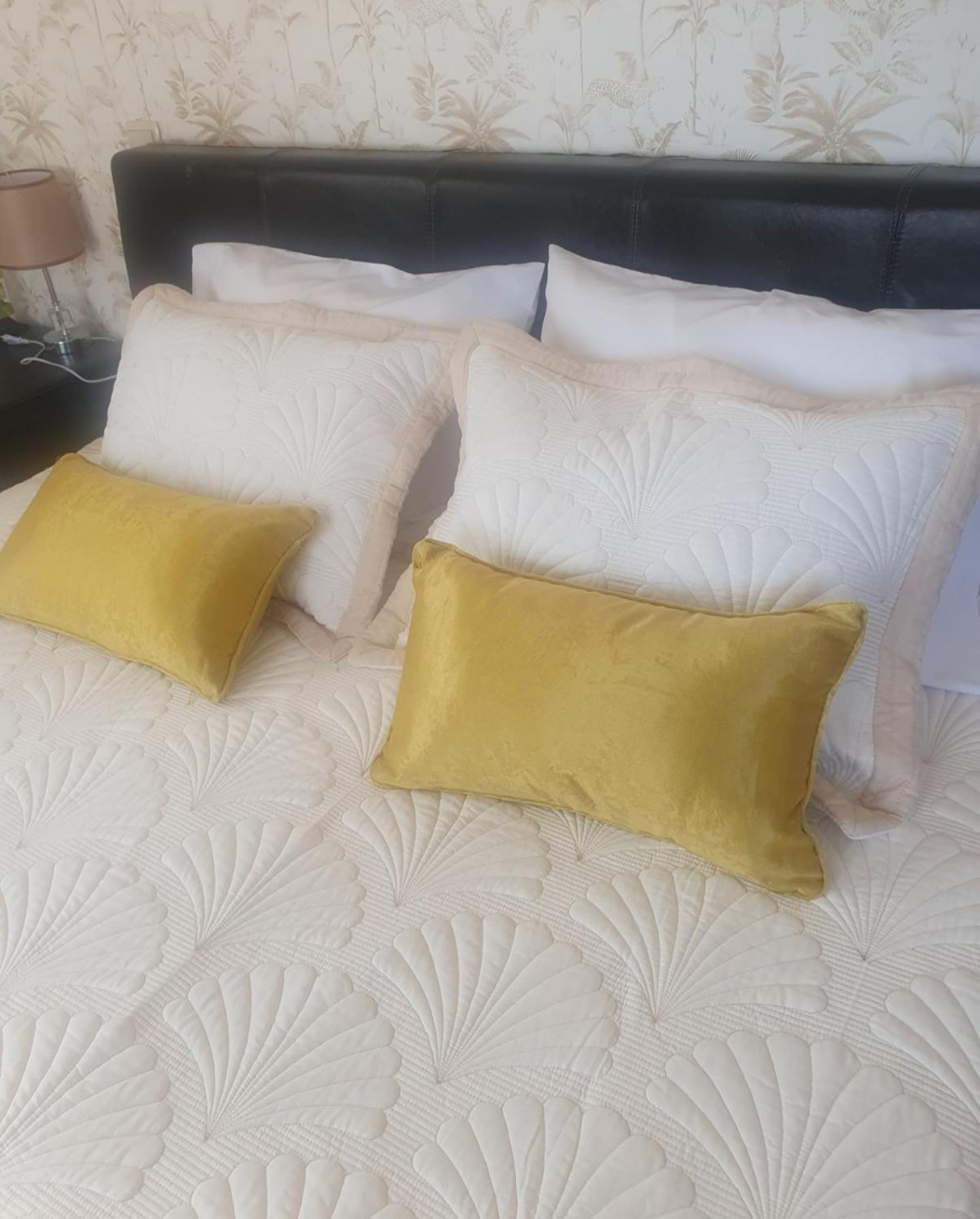 Grace House Apartment Belinho Екстериор снимка
